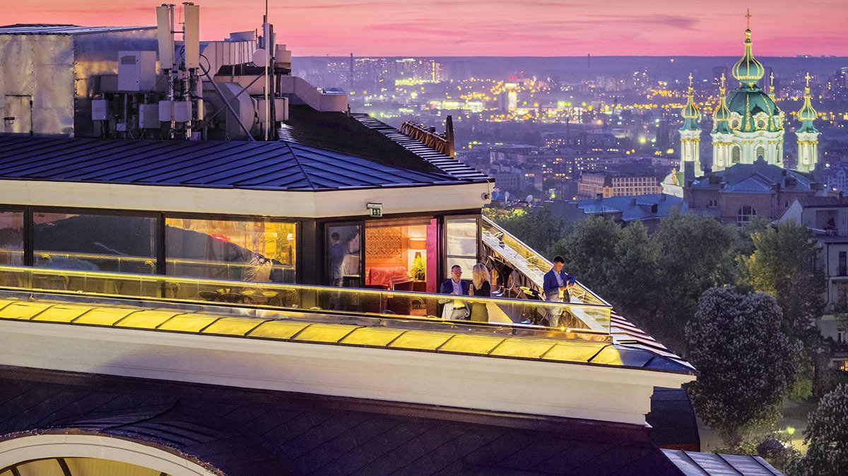 Evening view of Kyiv from the terrace of the B-hush bar
