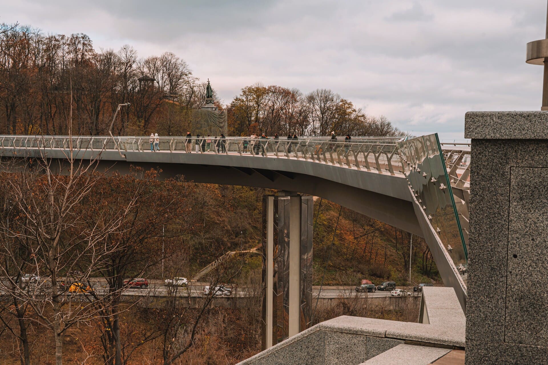 Glass bridge in Kyiv - side view of the bridge