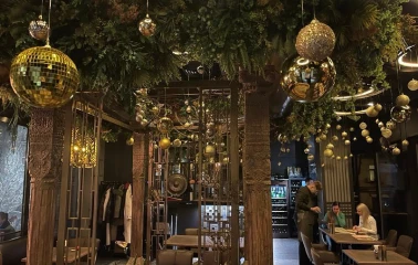 chary restaurant 2