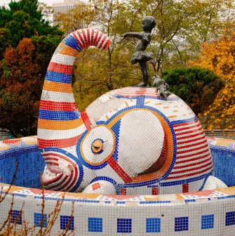 Landscape Alley in Kyiv - close-up view at the elephant fountain