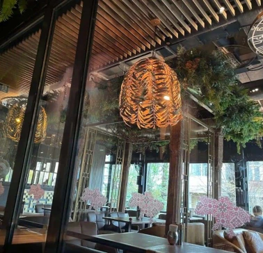 chary restaurant 1