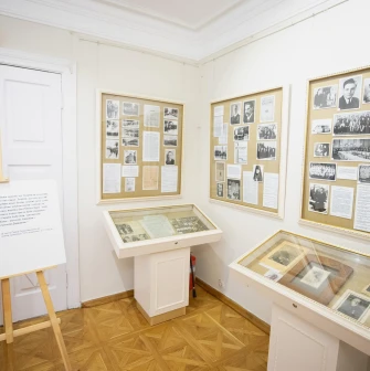 Muzei Hetmanstva in Kyiv - bright exhibition room filled with historical documents