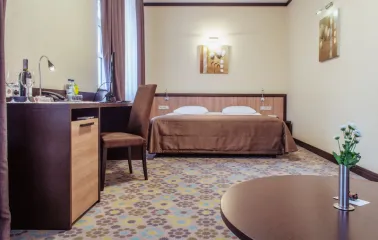 Room in Park Hotel Holosiivskyi in Kyiv with a double bed