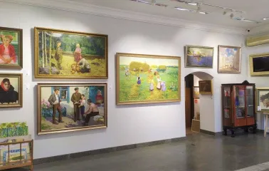 Exhibition of paintings in the exhibition hall of L'Art Gallery in Kyiv