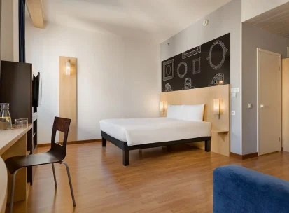 Ibis Kyiv City Center