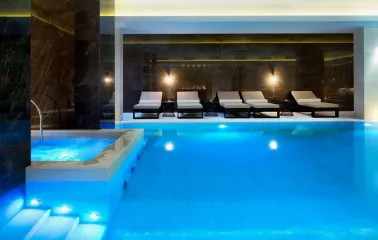 Swimming pool and relaxation area in the Hilton Kyiv