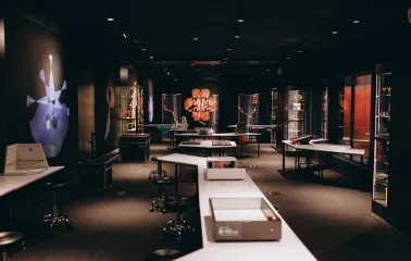 Museum of Mathematics Kuboid in Kyiv - dark museum hall for assembling robots