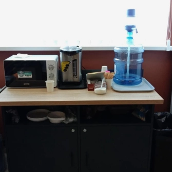 Kyiv Hostel - clean, shared self-catering kitchen area