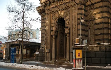 Side view of the House of Actor building during winter in Kyiv