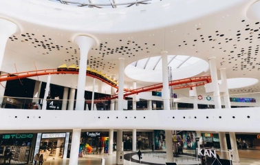 Respublika Park interior with modern design and track