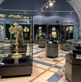 Hall with golden artifacts in the National Museum of History of Ukraine in Kyiv