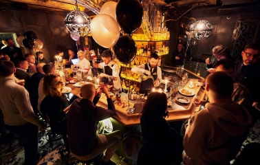 BarmanDictat - close-up view of the bar counter with bartender working