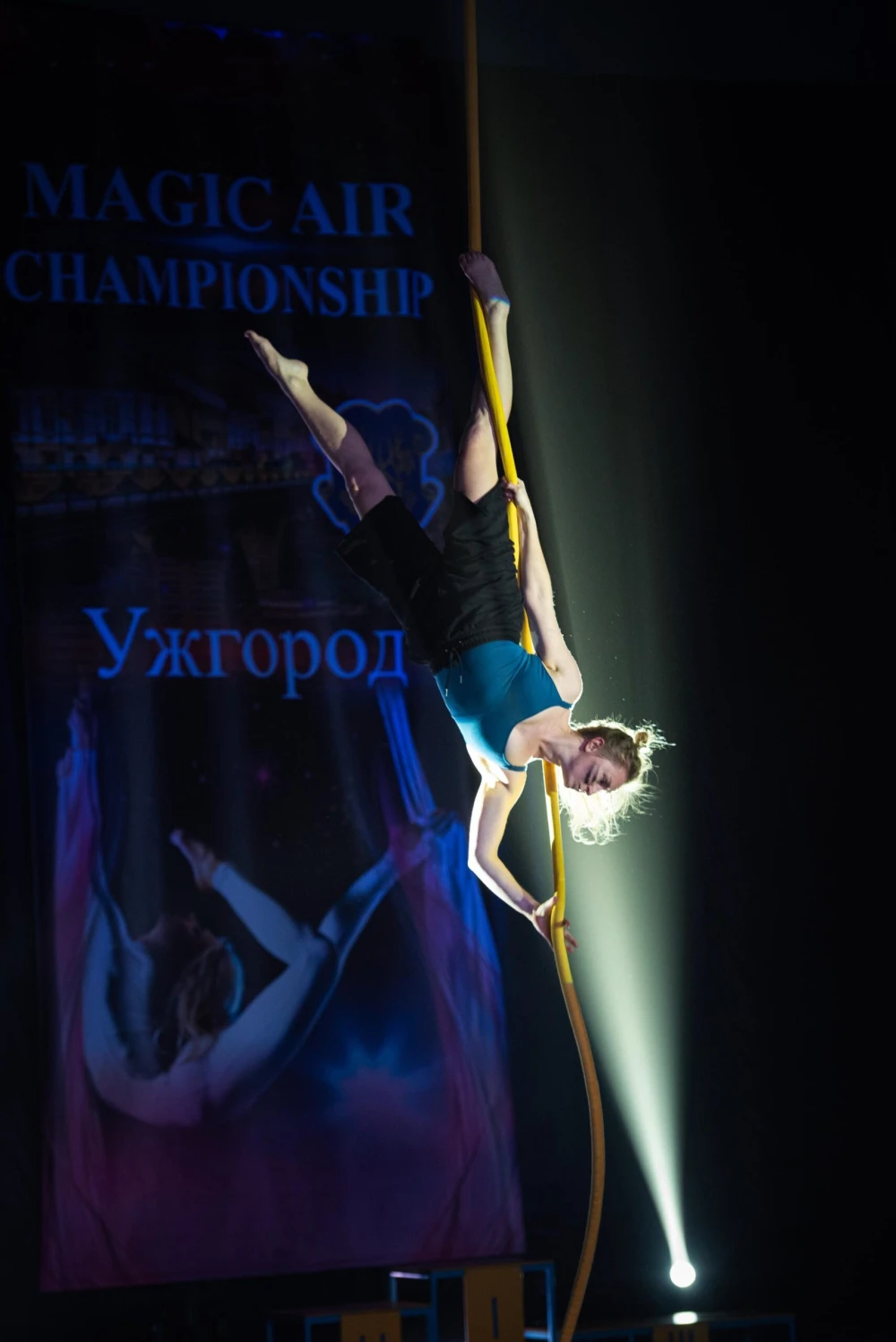 Aerial acrobat training and building friendships through sport in Kyiv