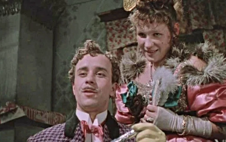 A scene from the Ukrainian classic “Chasing Two Hares”; a monument to the film’s main characters stands near St. Andrew’s Church.