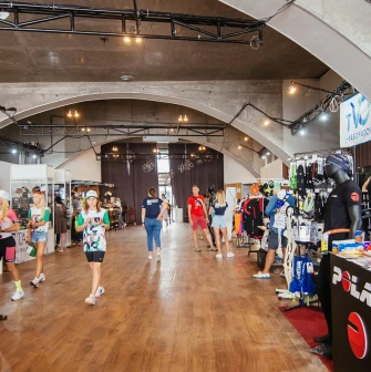 Art-Prychal - contemporary art exhibition display in a large gallery space