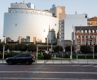 Facade of the Hyatt Regency Kyiv hotel with mirrored windows