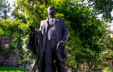 National Art Museum of Ukraine in Kyiv - bronze statue of Taras Shevchenko with a mustache holding a hat