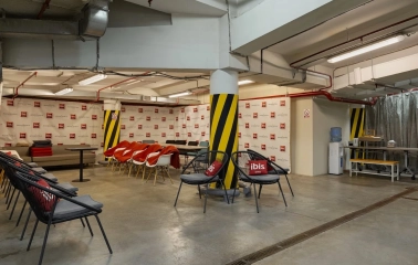 Ibis Kyiv City Center in Kyiv - shelter with chairs, blankets and food