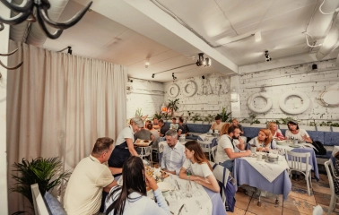 Chornomorka - nautical themed interior featuring a fresh seafood counter display