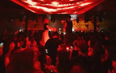 Atmospheric light show with eye projection at Juice / NoCap club in Kyiv