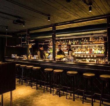 hendricks bar 1