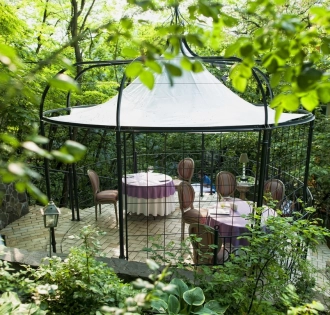 Terasa - wide wooden outdoor terrace area with views and seating