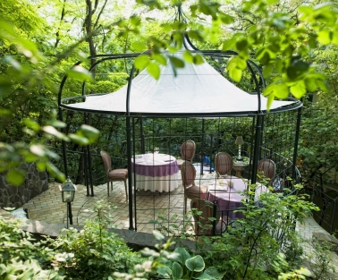 Terasa - wide wooden outdoor terrace area with views and seating