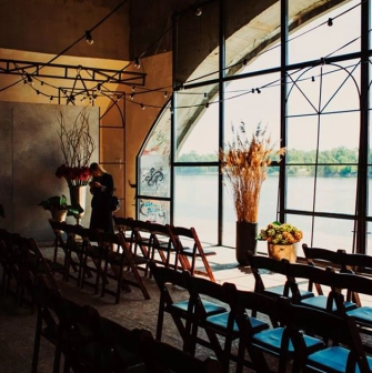 The interior of the hall overlooking the river in the ARTPRYCHAL art space in Kyiv