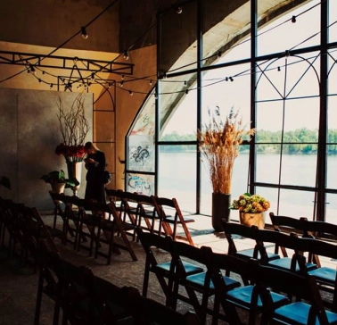 The interior of the hall overlooking the river in the ARTPRYCHAL art space in Kyiv