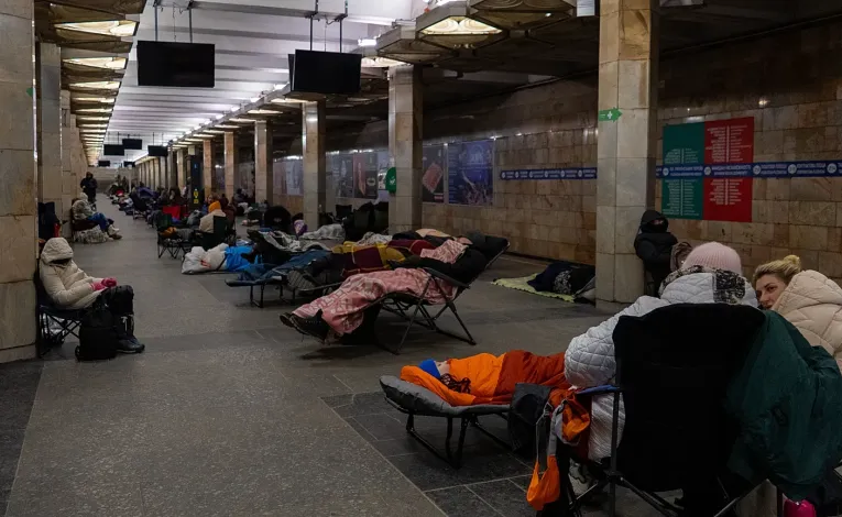 Kyiv Metro used as bomb shelter during air raids in Kyiv