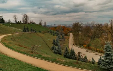 Park of Eternal Glory in Kyiv - view of the walking alleys and green terraces