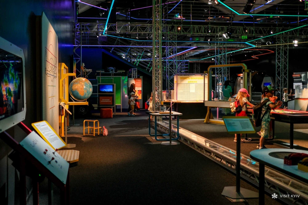 Interactive exhibition hall at the Cuboid Museum of Mathematics on VDNG in Kyiv