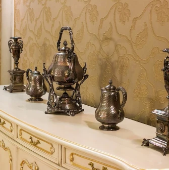 Budynok Horodetskoho in Kyiv - antique silver service