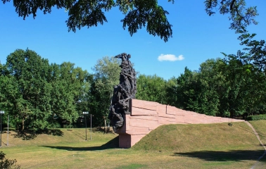 Babyn Yar in Kyiv - massive bronze monument dedicated to the victims of the tragedy
