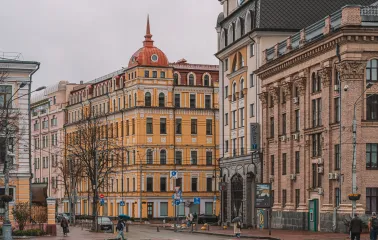 Buildings on Kontraktova Square in Kyiv - Illinsky Business Center
