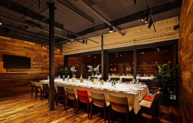 Restaurant Veranda on the river - interior dining room with a sweeping panoramic view