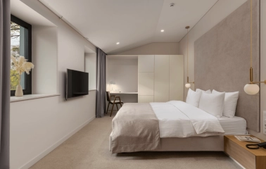 Sophia Hotel - modern flat-screen TV and modern design