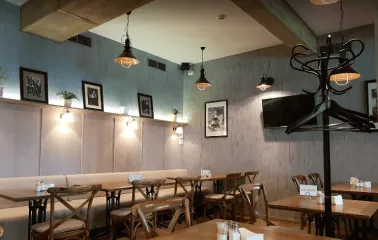Very Well Cafe
