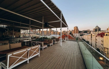 q terrace 2