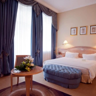 opera hotel kyiv 4