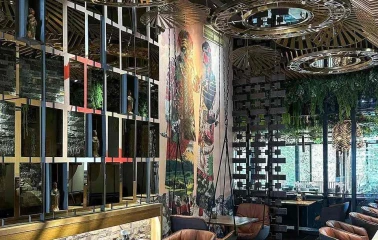 chary restaurant 4