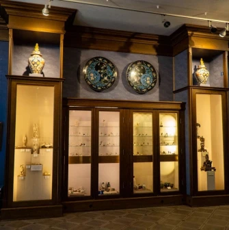 Collection of European porcelain with antique vases in the Khanenko Museum