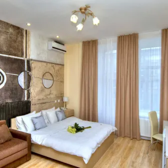 Photo of bedroom in Fire Inn hotel