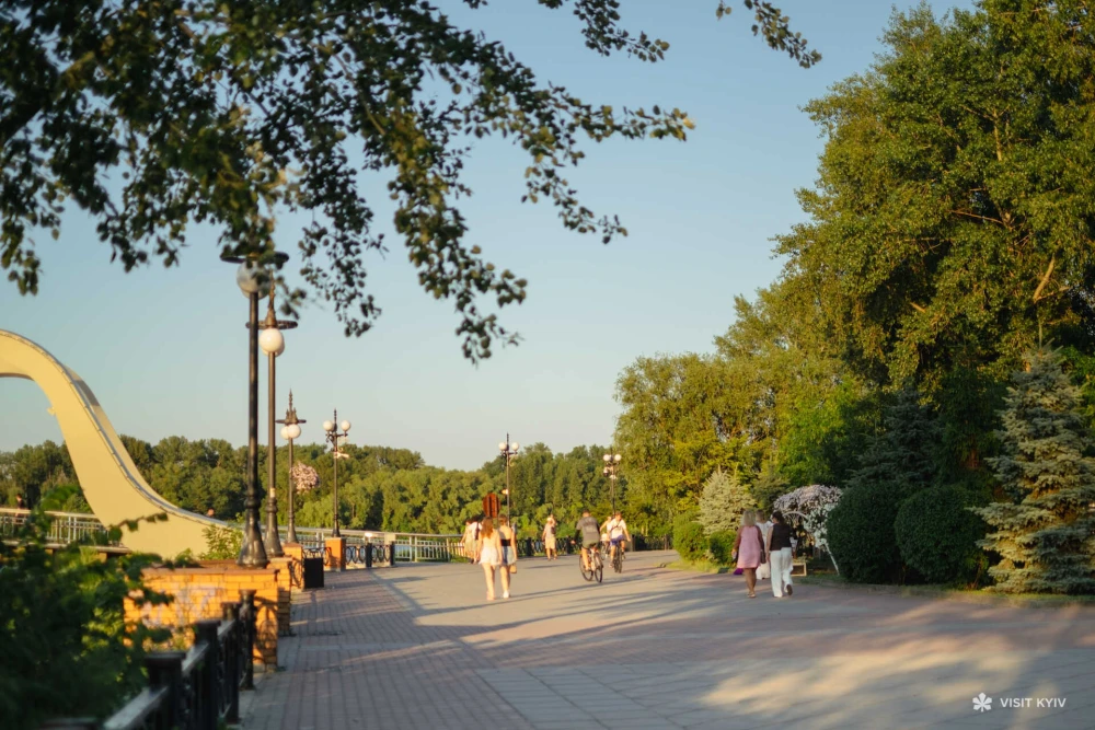 People walking on Obolon Island