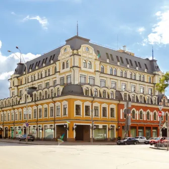 Verkhniy Val in Kyiv - corner view of a building in a historical style