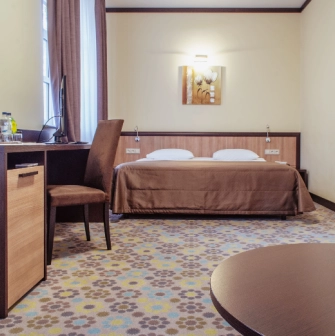Room in Park Hotel Holosiivskyi in Kyiv with a double bed