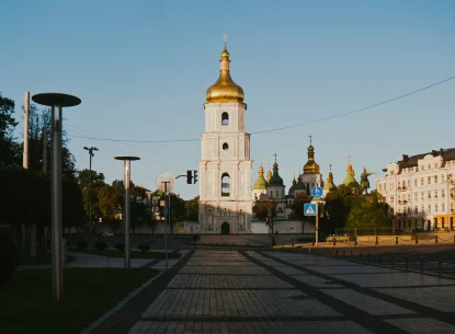Екскурсії та маршрути