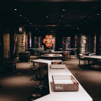 Museum of Mathematics Kuboid in Kyiv - dark museum hall for assembling robots