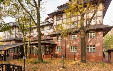 Chalet-style facade of Park Hotel Holosiivskyi in Kyiv
