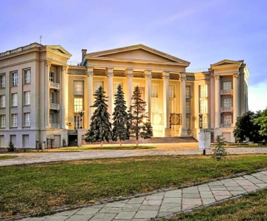 Facade of the National Museum of History of Ukraine in Kyiv